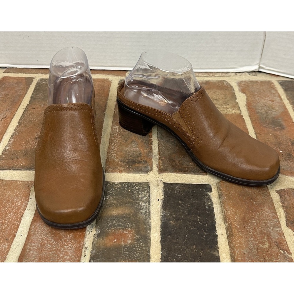 Naturalizer Brown Leather Mules Slip On Heels Clogs Shoes Comfort Women's 7.5 - Picture 2 of 7